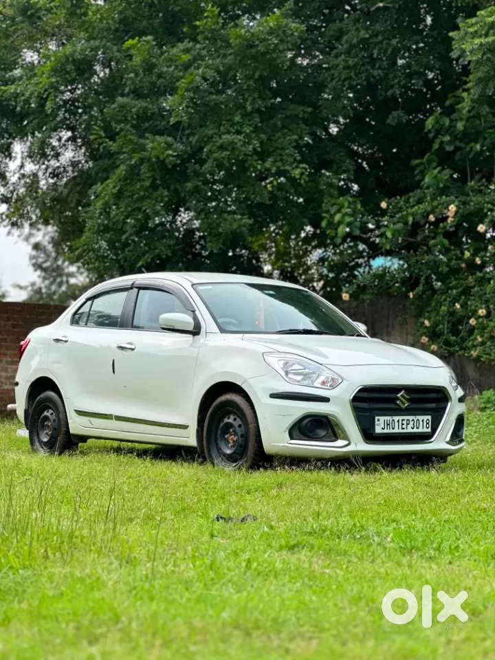 Maruti Suzuki Dzire 1.2 Vxi, 2022, Petrol