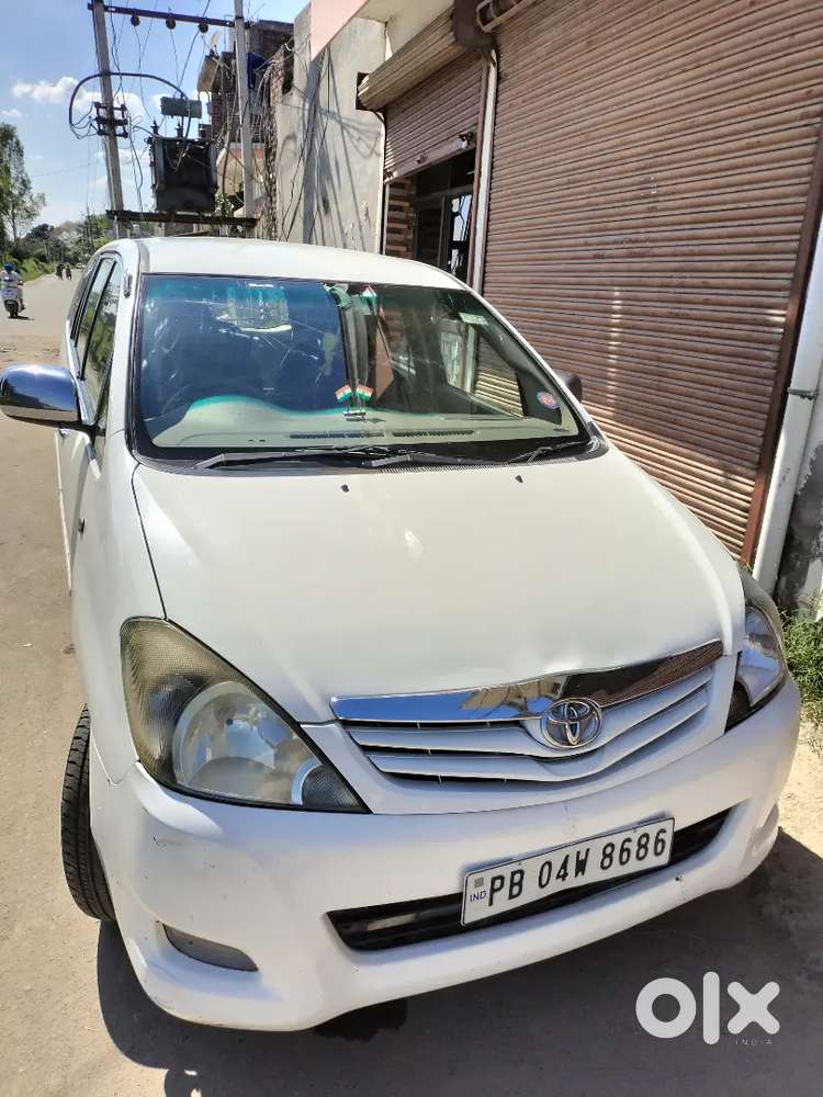 Toyota Innova 2009 Diesel Well Maintained