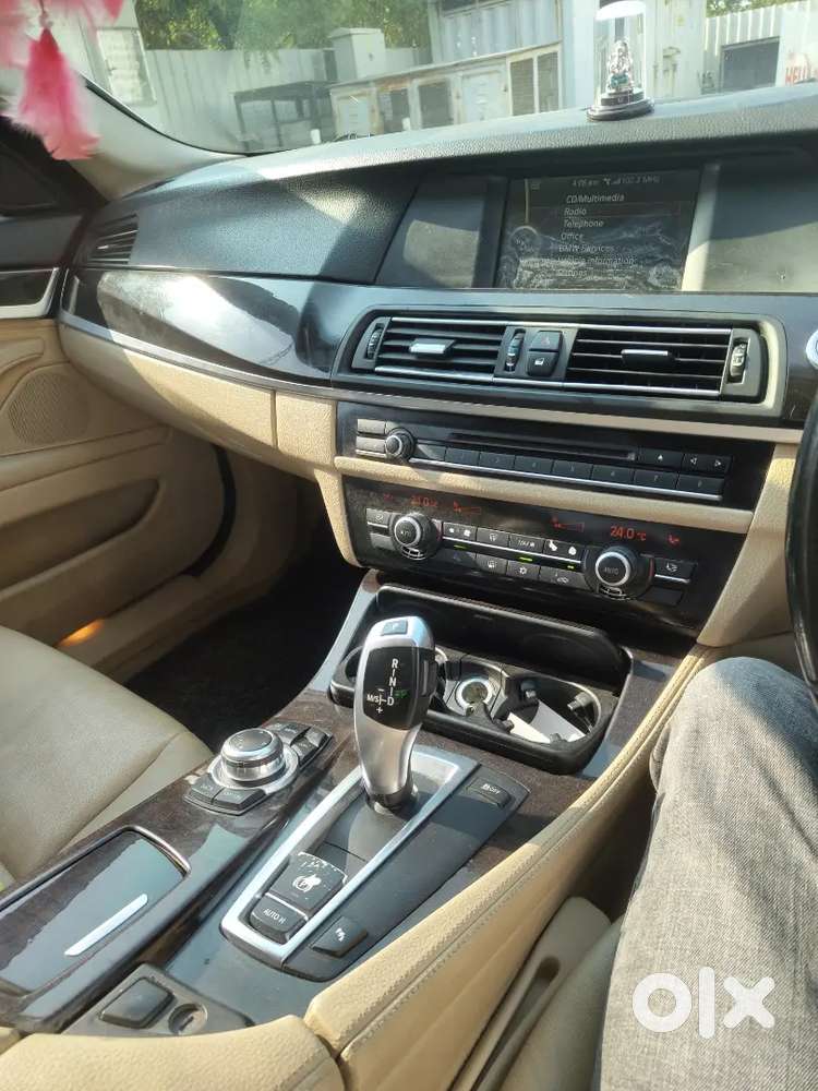Bmw 5 Series 2012 Diesel Well Maintained In Showroom Condition