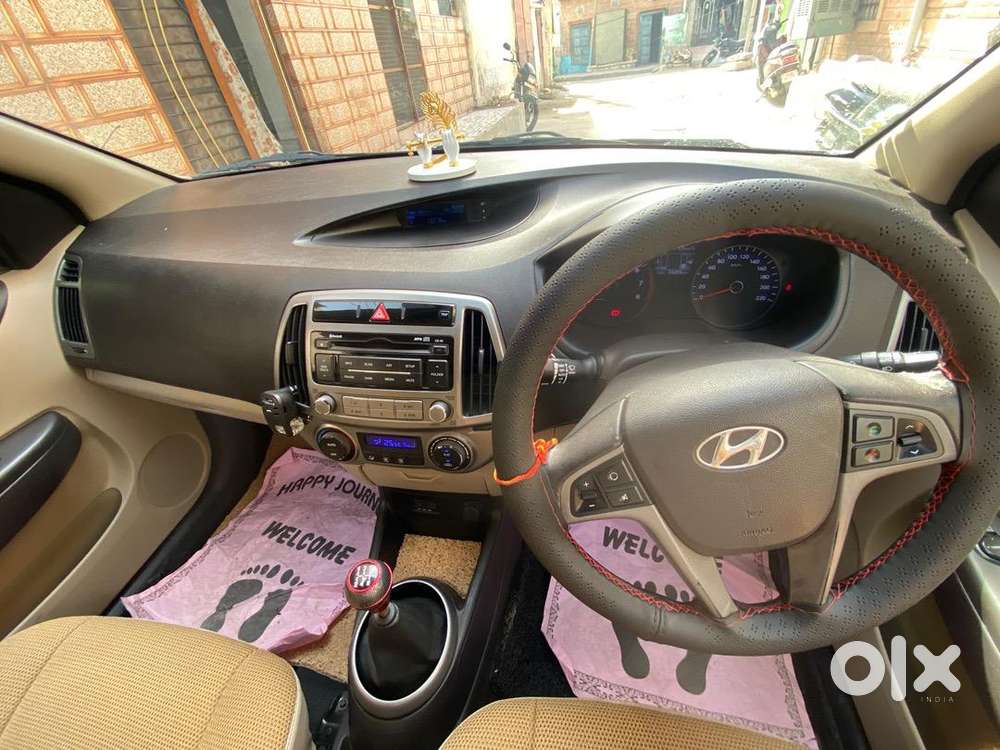 Hyundai Car Manual 2013