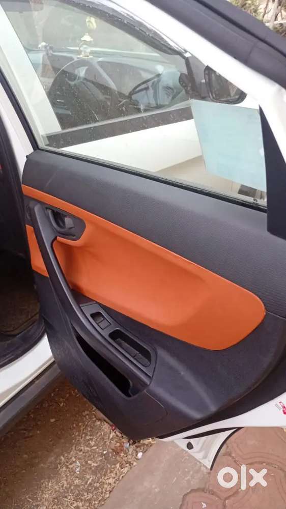 Tata Nexon Smart + Icng