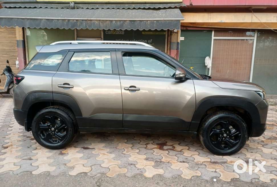 Maruti Suzuki Brezza 1.5 Zxi Smart Hybrid, 2022, Petrol
