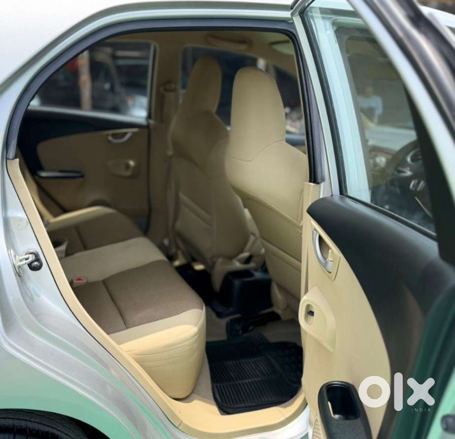 Honda Brio Vx At, 2015