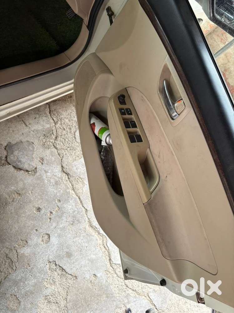 Maruti Suzuki Dzire 2012