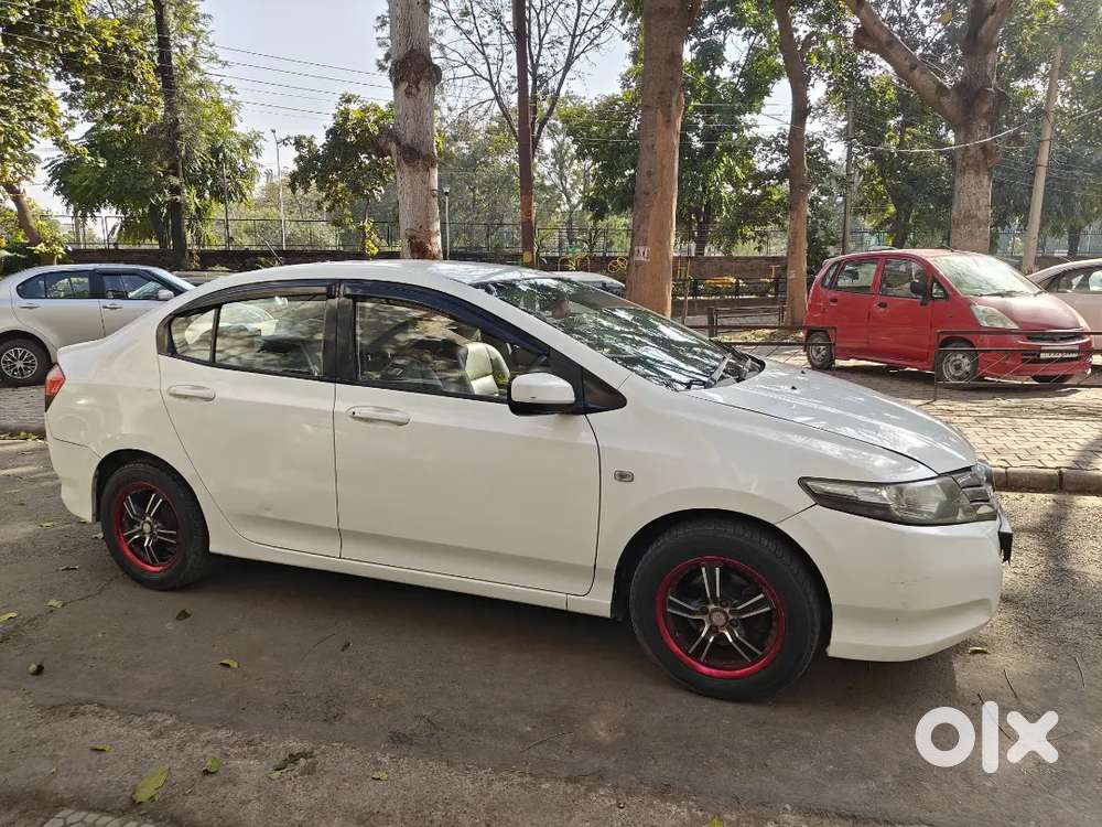 Honda City 1.5 I-vtec Smt  Non-accidental  Well Maintained