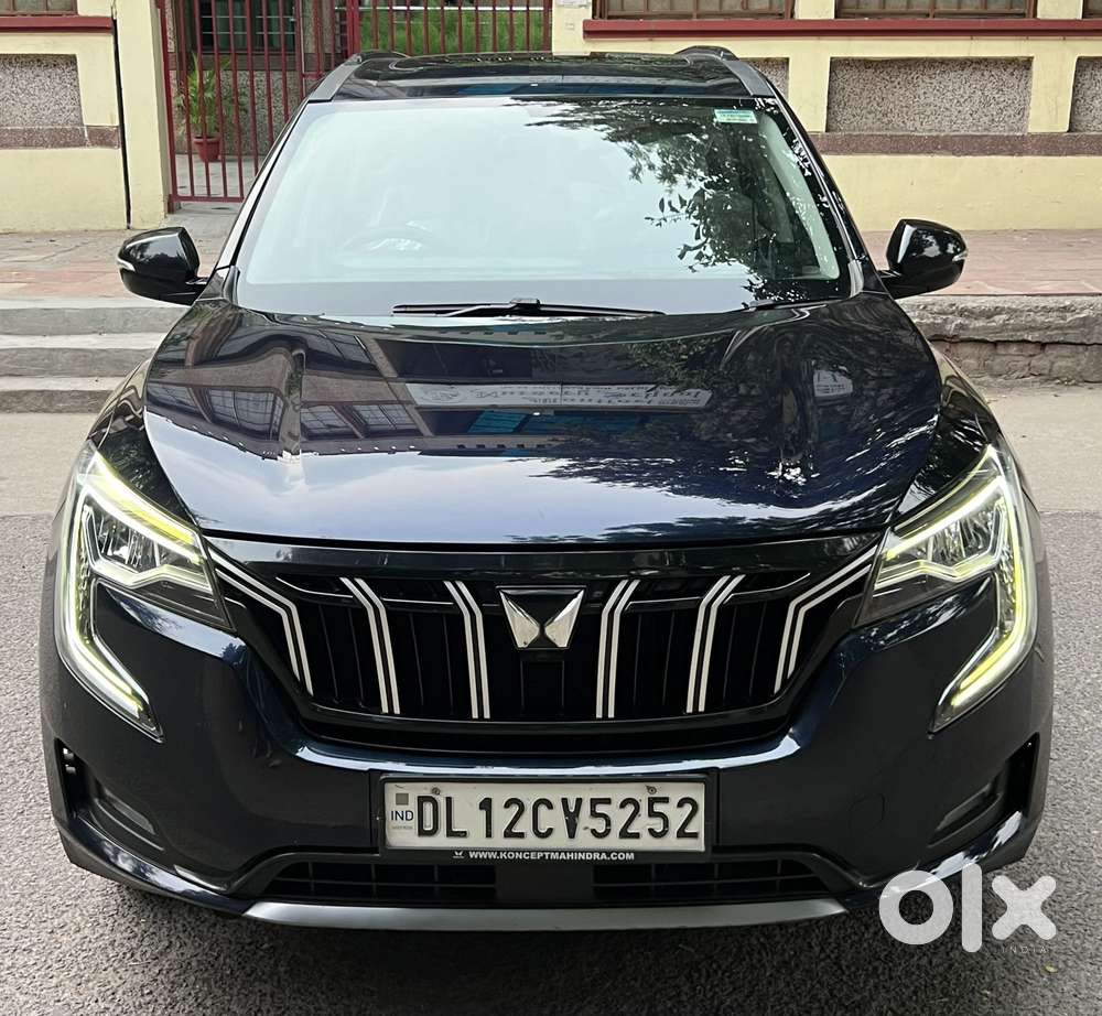 Mahindra Xuv700 2.2 Ax 5 Diesel At 7 Str, 2022, Diesel