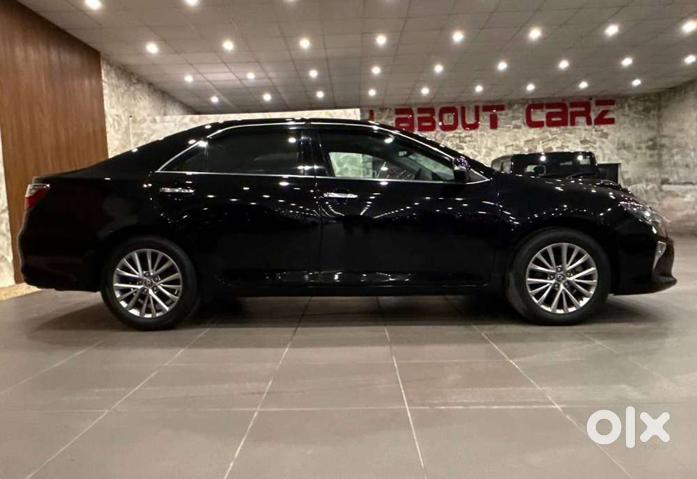 Toyota Camry 2.5l Automatic, 2018, Petrol