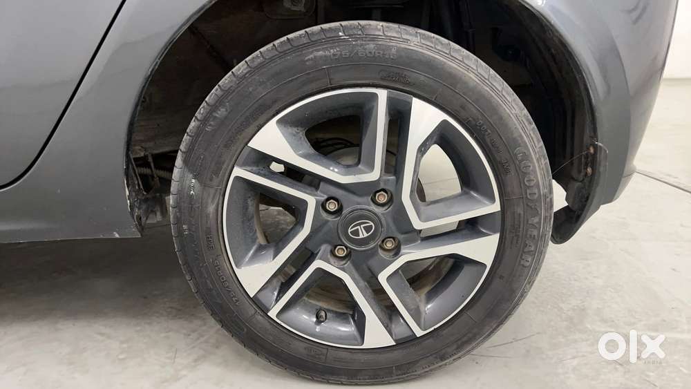 Tata Tiago Xza Plus, 2021, Petrol