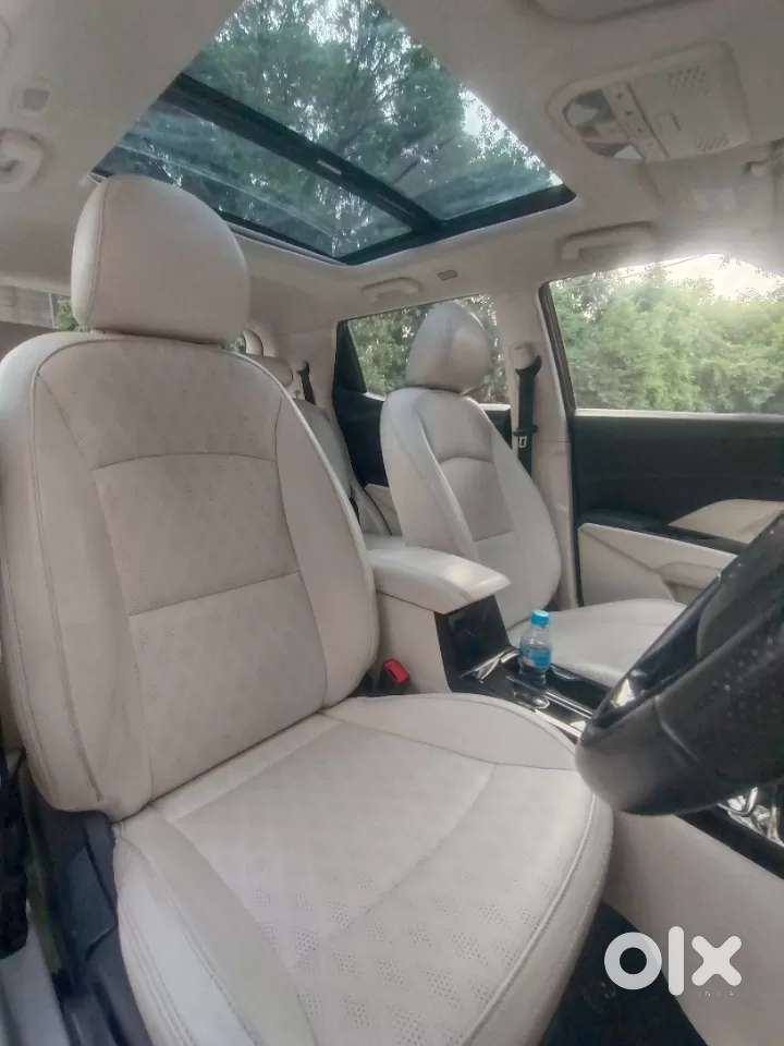 Mahindra Xuv 3xo Ax7l 1.2 Petrol At (pg), 2026, Petrol
