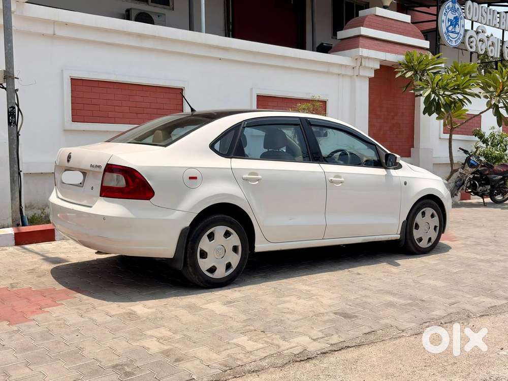 Skoda Rapid 2013-2016 1.5 Tdi Ambition Plus, 2014, Diesel