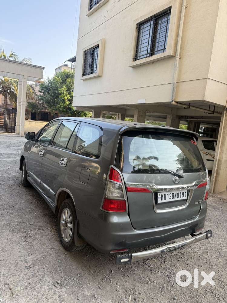Toyota Innova 2.5 V 8 Str, 2013, Diesel