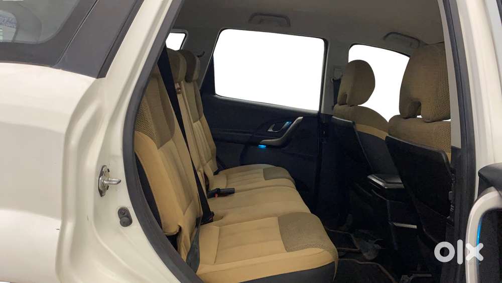 Mahindra Xuv500 W7, 2021, Diesel