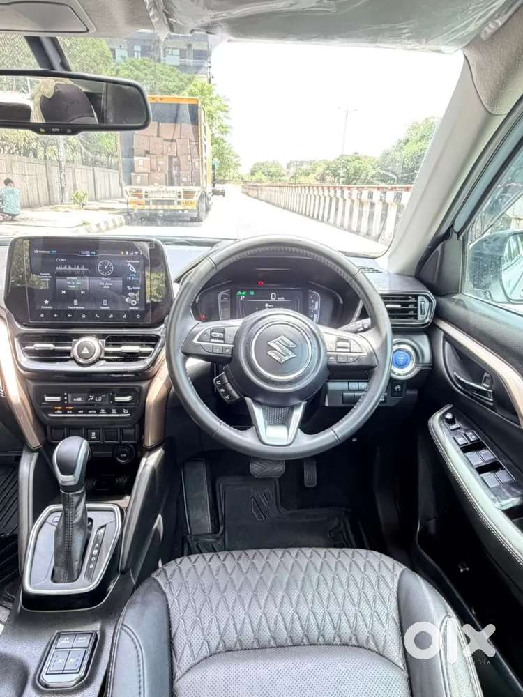 Maruti Suzuki Grand Vitara 1.5 Alpha Plus Dual Tone Intelligent Hybr..