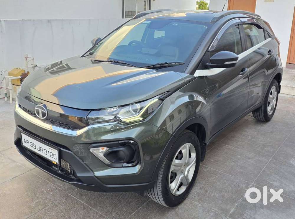 Tata Nexon 1.2 Revotron Xm (s), 2021, Petrol