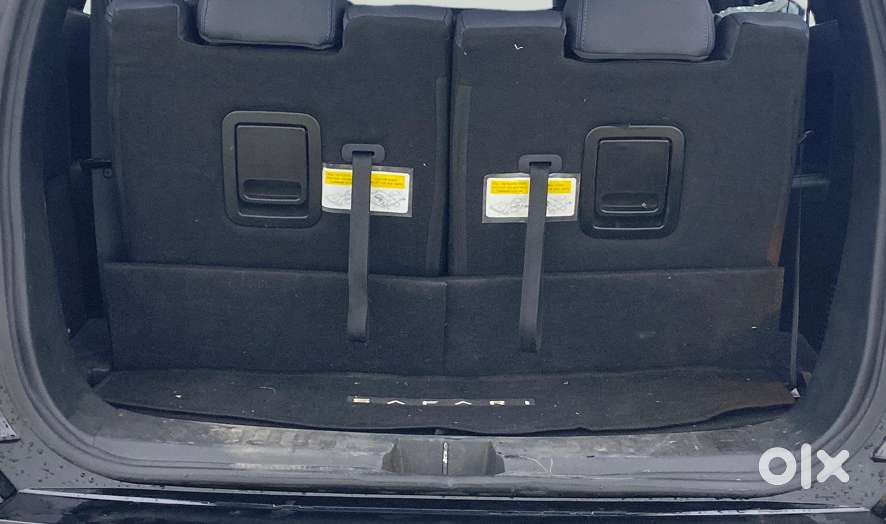 Tata Safari Accomplished Dark Edition, 2024, Diesel