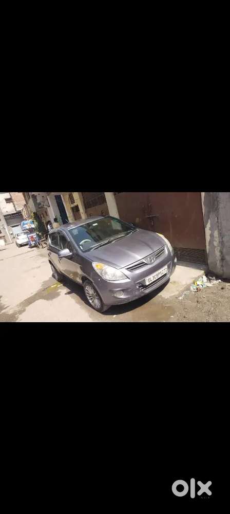 Hyundai New I20 Asta Mt 2012