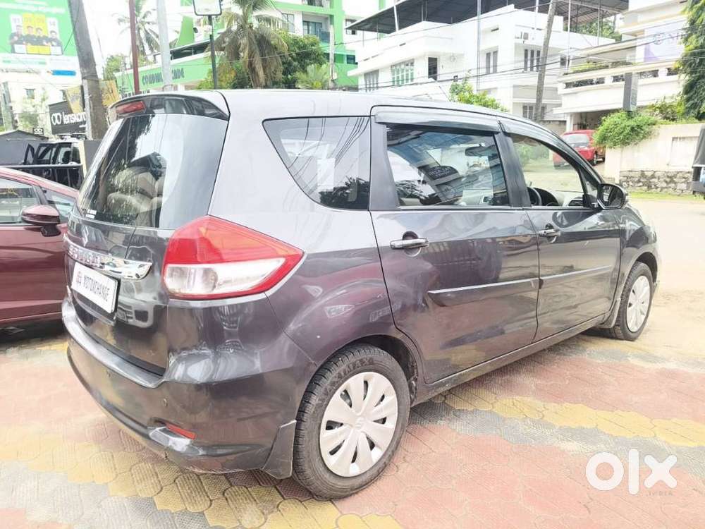 Maruti Suzuki Ertiga Vxi Abs Bs Iv, 2017, Petrol