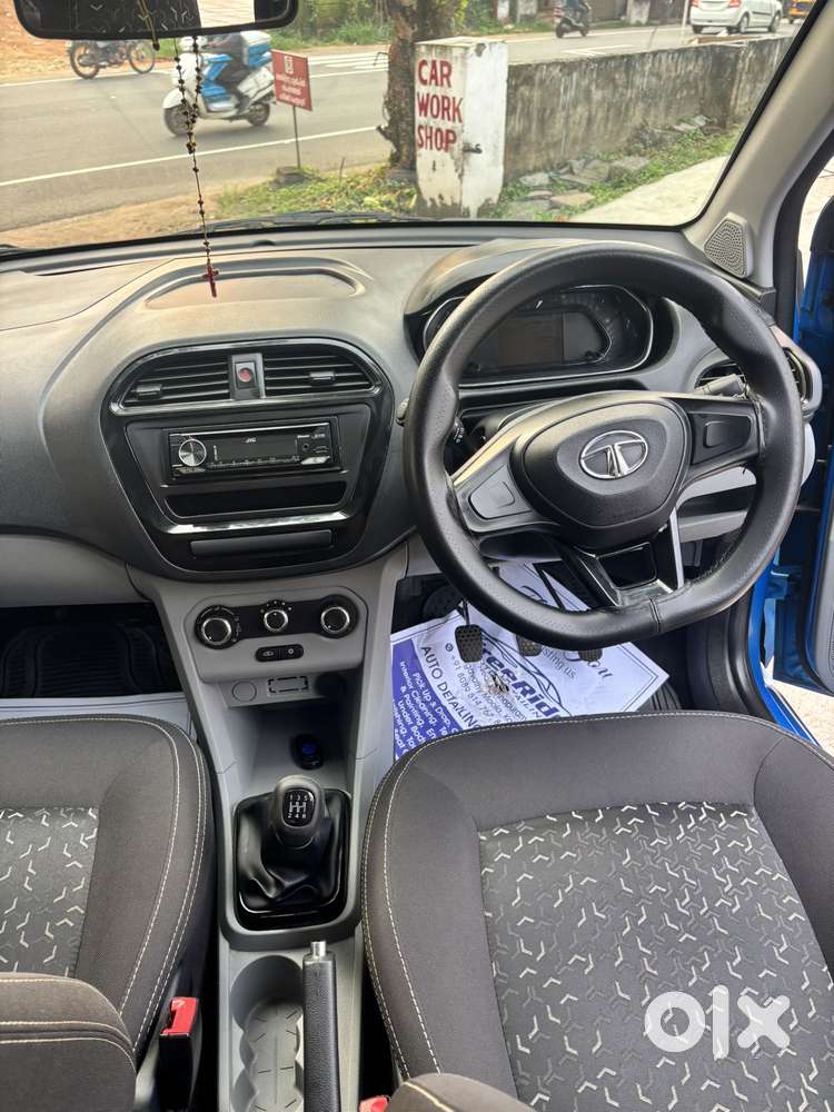 Tata Tiago Xe, 2020, Petrol