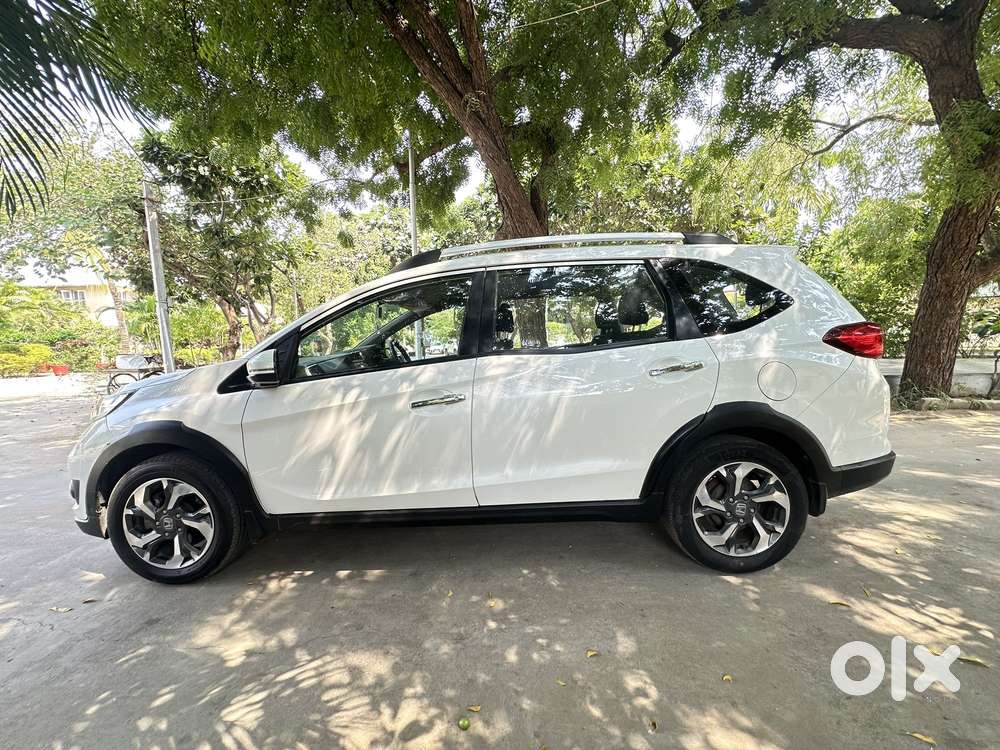 Honda Br-v I-vtec V Mt, 2016, Petrol
