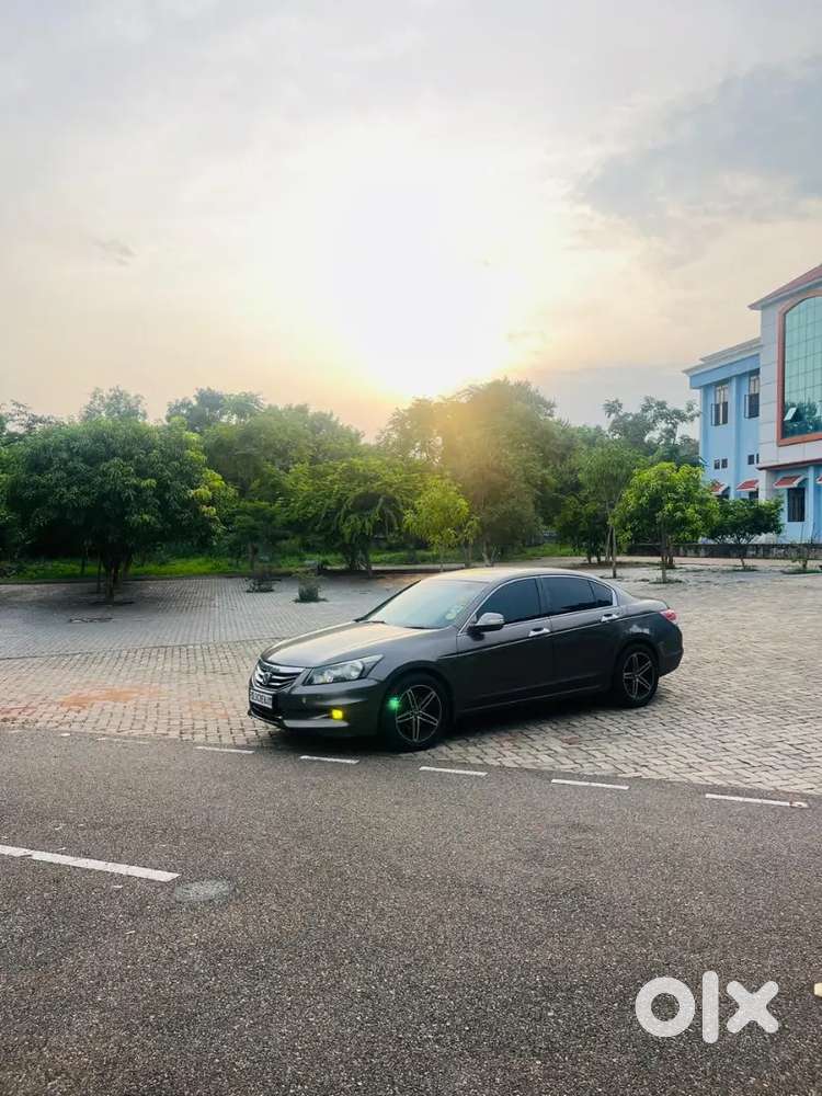 Honda Accord 2013 Petrol 93000 Km Driven