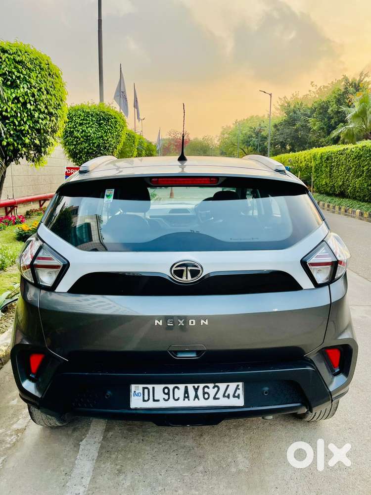 Tata Nexon 1.2 Revotron Xma Amt (s), 2022, Petrol