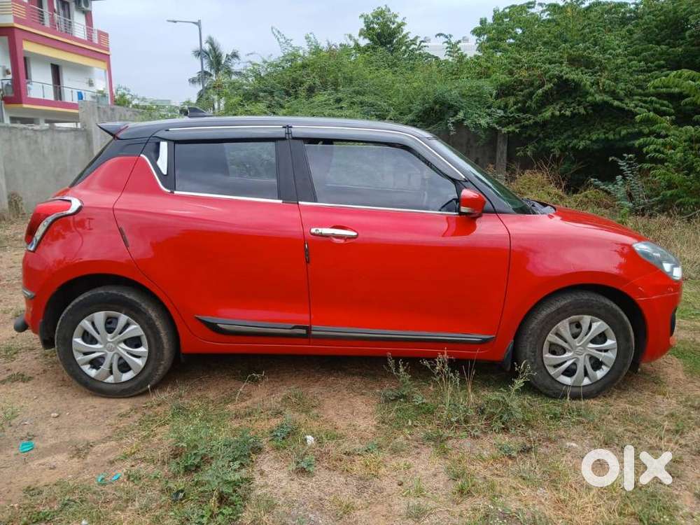Maruti Suzuki Swift Vxi + Manual, 2022, Petrol