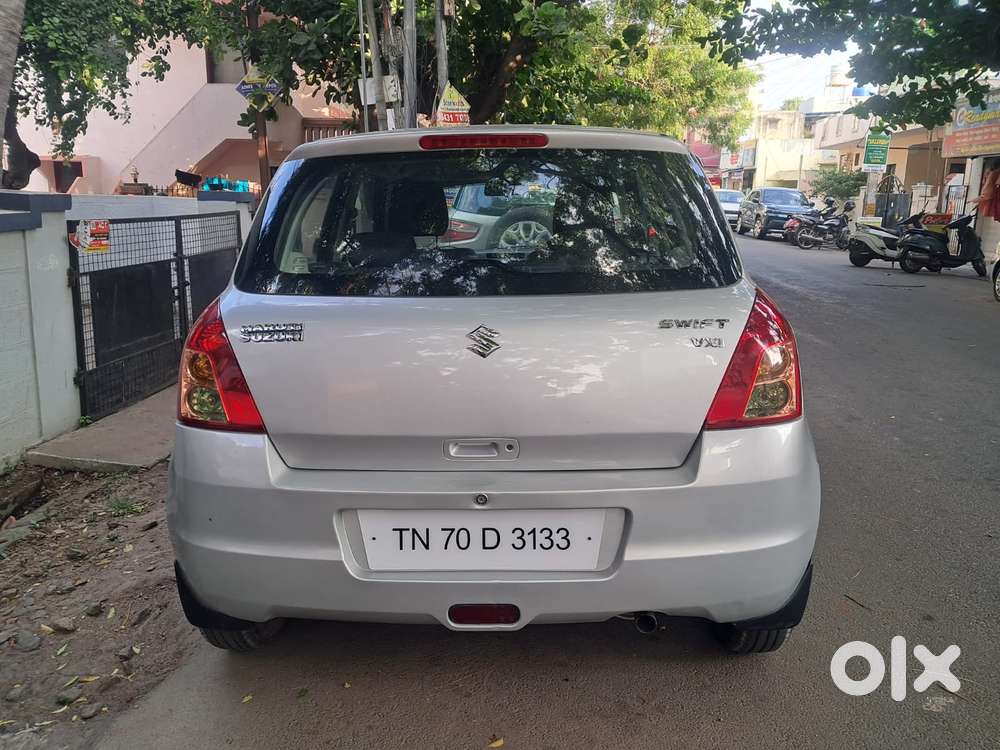 Maruti Suzuki Swift Vxi + Manual, 2011, Petrol