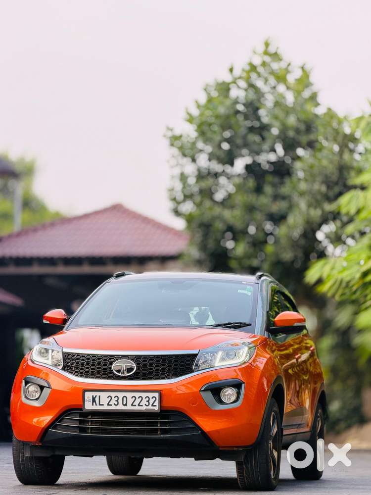 Tata Nexon 1.2 Revotron Xza Plus (l) Dual Tone, 2018, Petrol