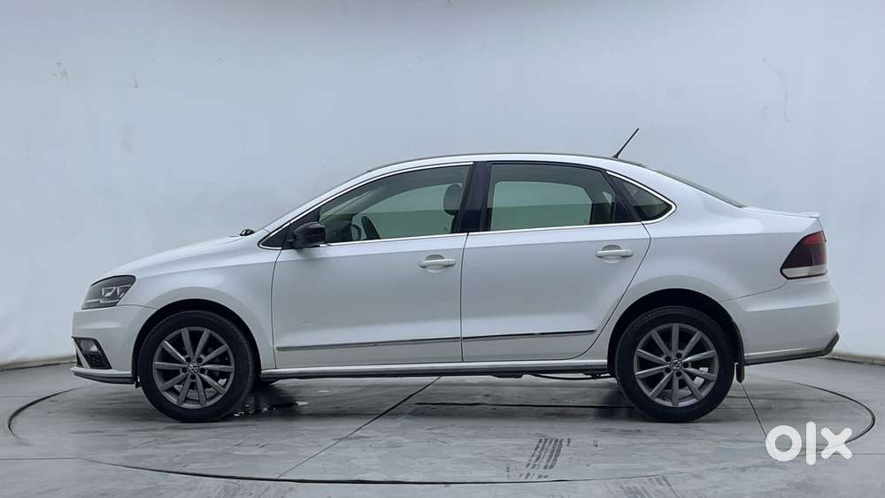 Volkswagen Vento 1.6 Highline, 2022, Petrol