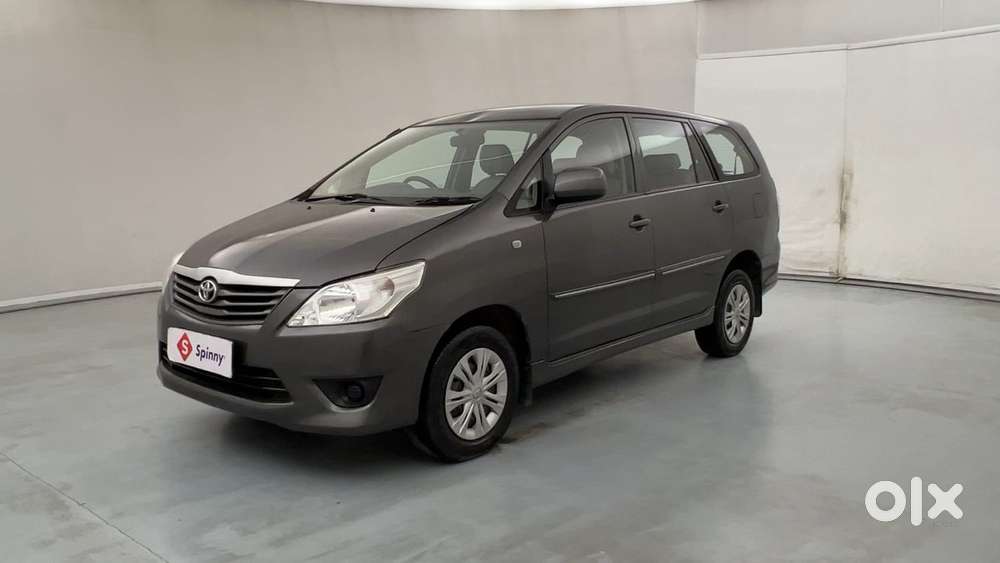 Toyota Innova 2.5 Gx (diesel) 8 Seater Bs Iv, 2013, Diesel