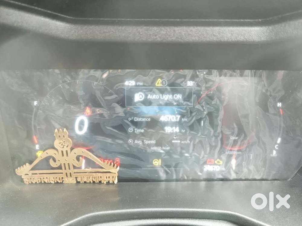 Xuv3xo Ax5 Petrol 1st Owner