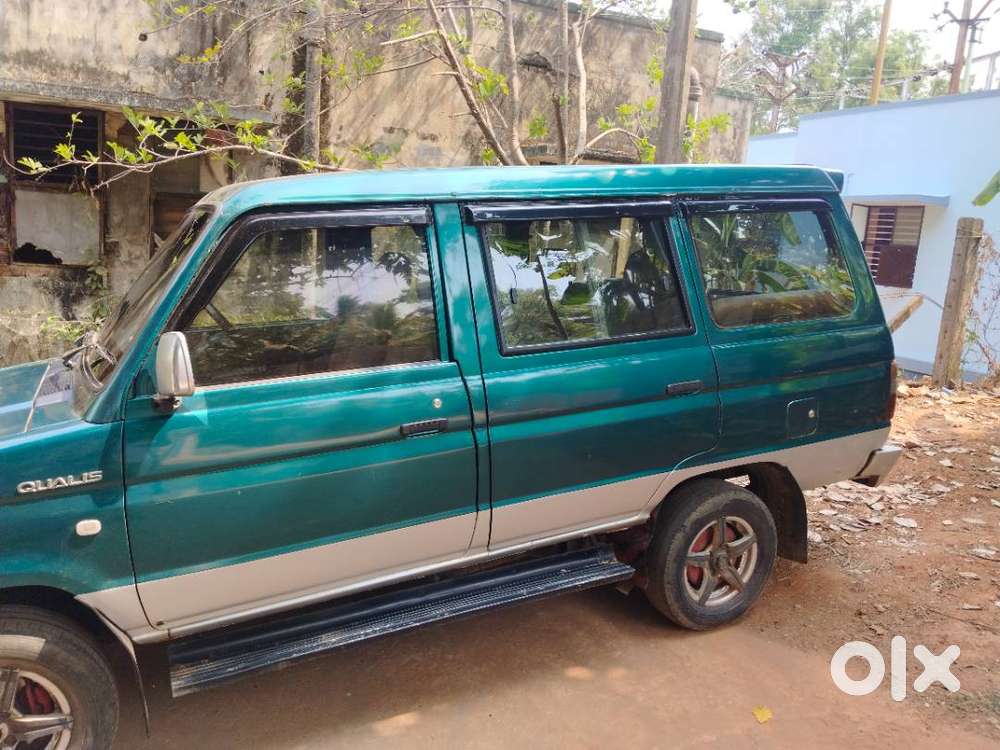 Toyota Qualis, Alloy Wheel, Green Colour, Power Steering