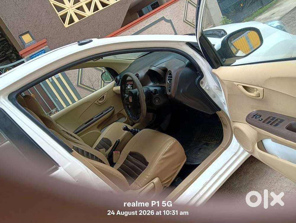 Honda Brio V Mt, 2012, Petrol