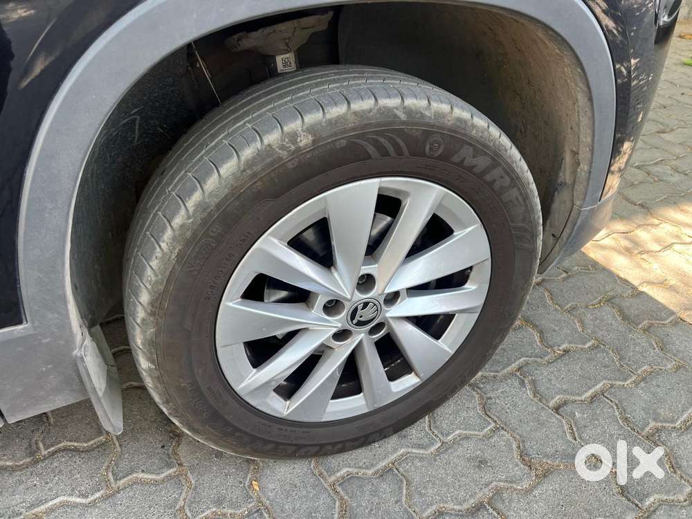 Skoda Kylaq Signature At, 2025, Petrol