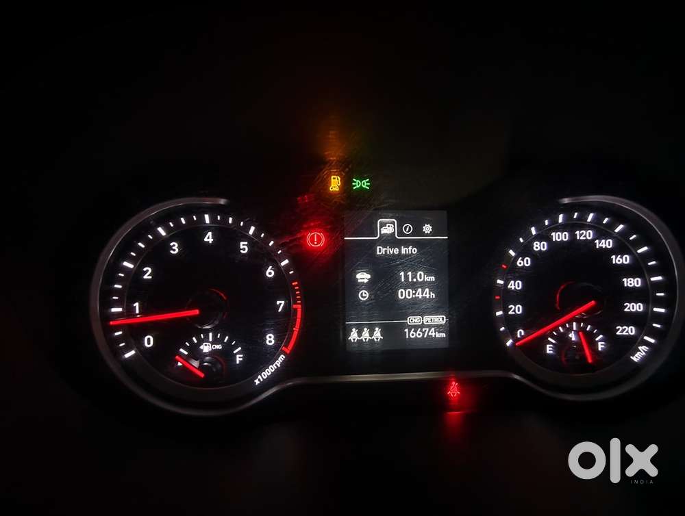 Hyundai Aura 2025 Cng & Hybrids Maintained