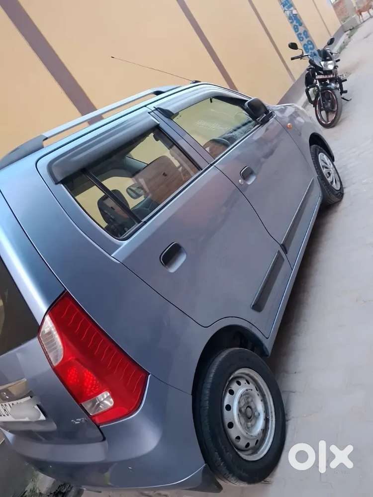 .petrol.cng.  Owner. 2