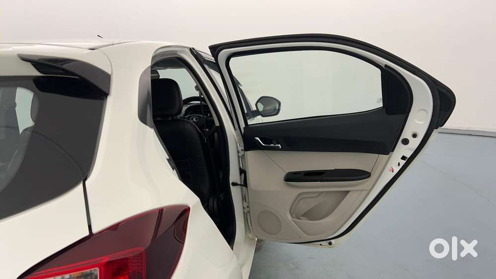 Tata Tiago 1.2 Revotron Xz Plus, 2023, Petrol