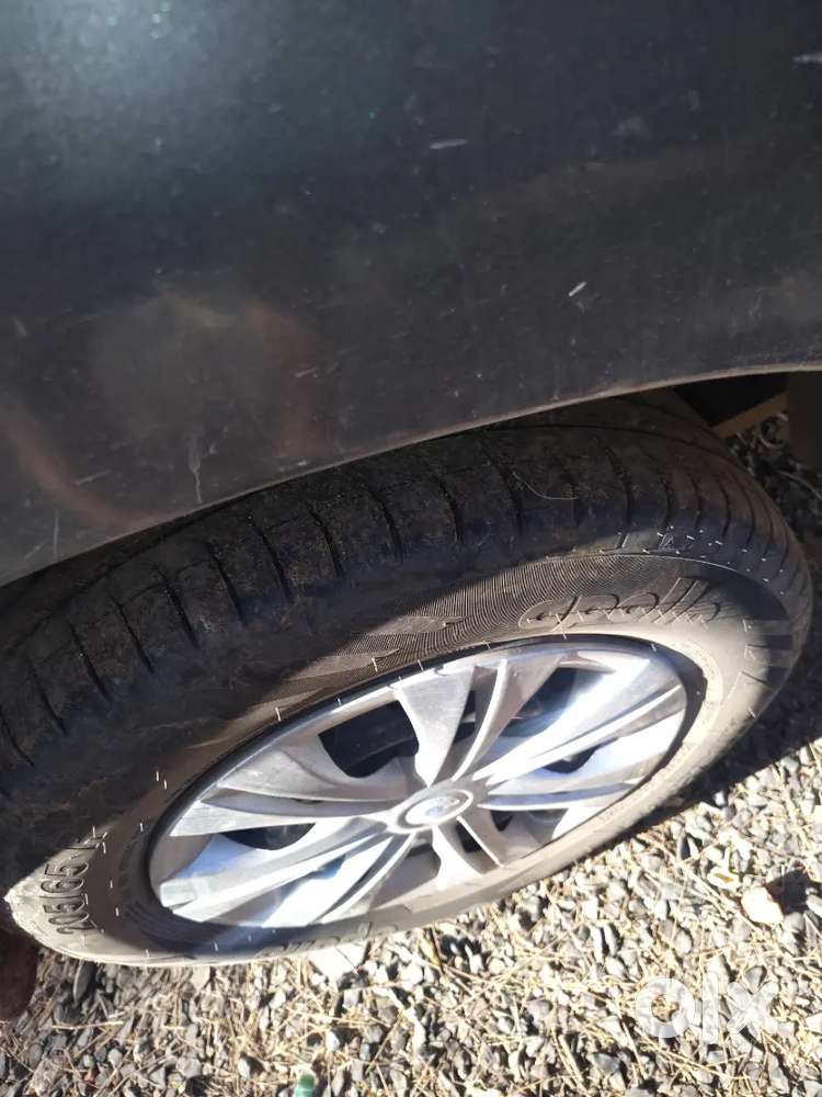 Toyota Innova 2013 Diesel 268000 Km Driven
