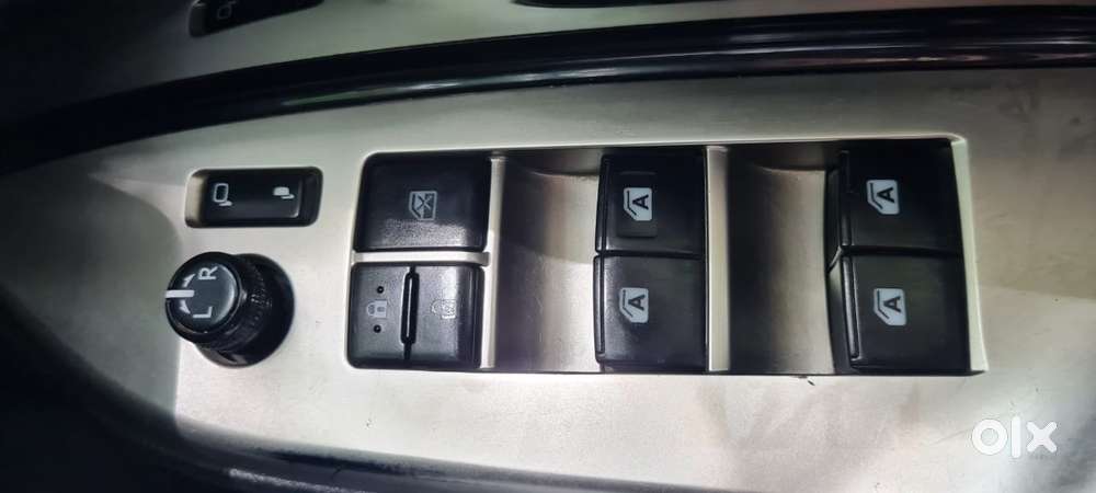 Toyota Innova Crysta 2.4 Vx Mt 8s, 2019, Diesel