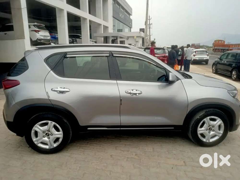 Single Owner With Very Well Maintained Car, Accedent Free Car.