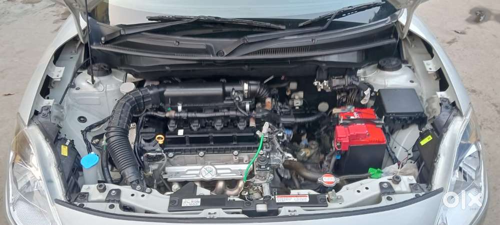 Maruti Suzuki New-gen Swift Vxi, 2023, Petrol