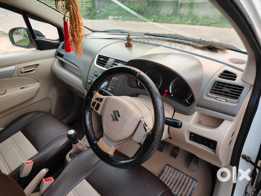 Maruti Suzuki Ertiga Zxi Plus Shvs, 2018, Petrol