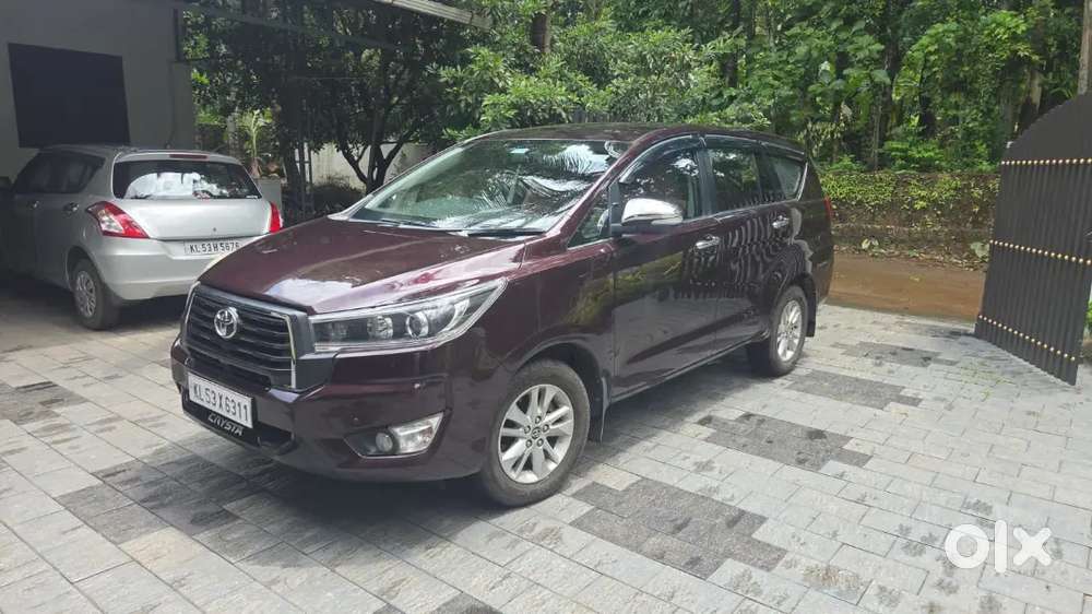 Toyota Innova Crysta 2016