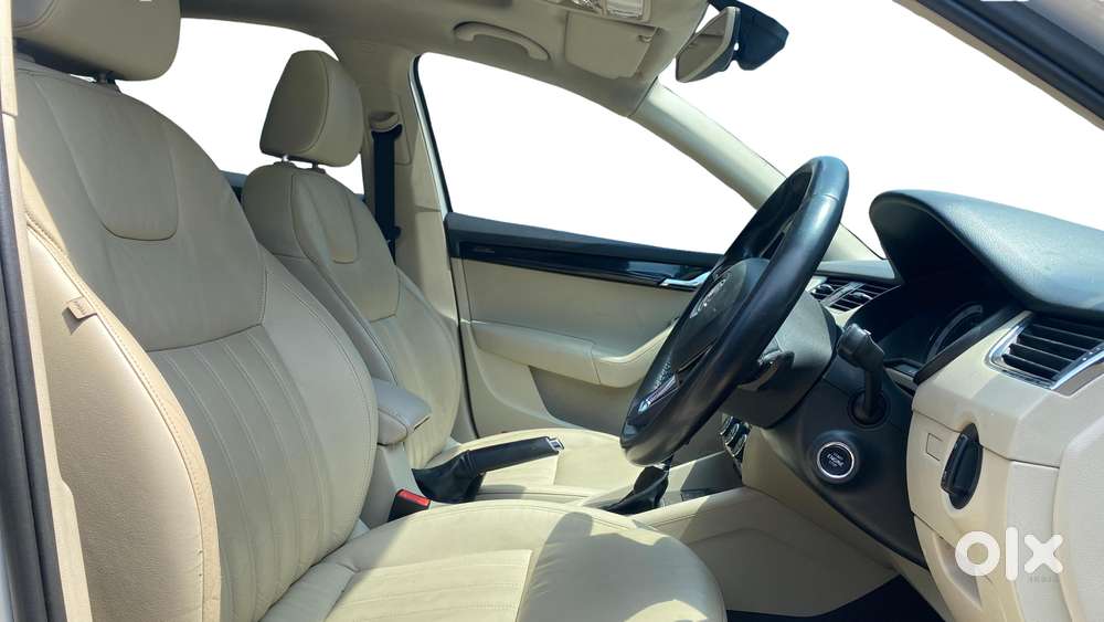Skoda Octavia 1.8 Tsi At L K, 2018, Petrol