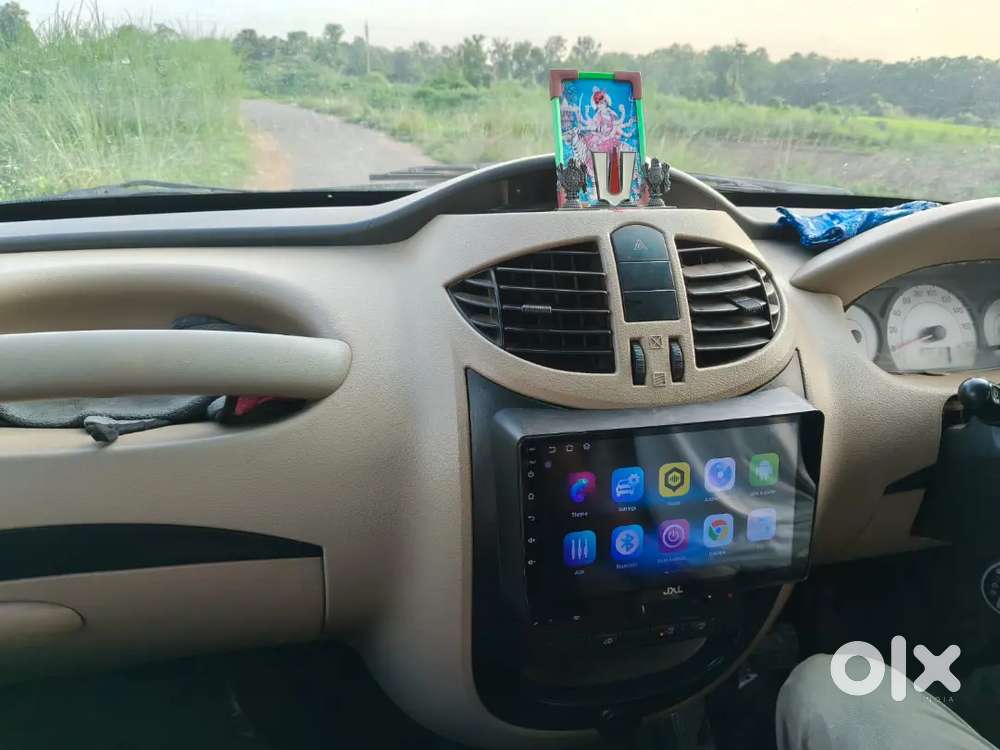 Mahindra Xylo 2017