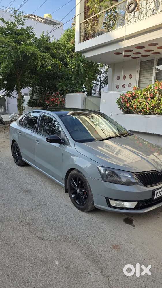 Premium Skoda Rapid Modified Sports Car 7200