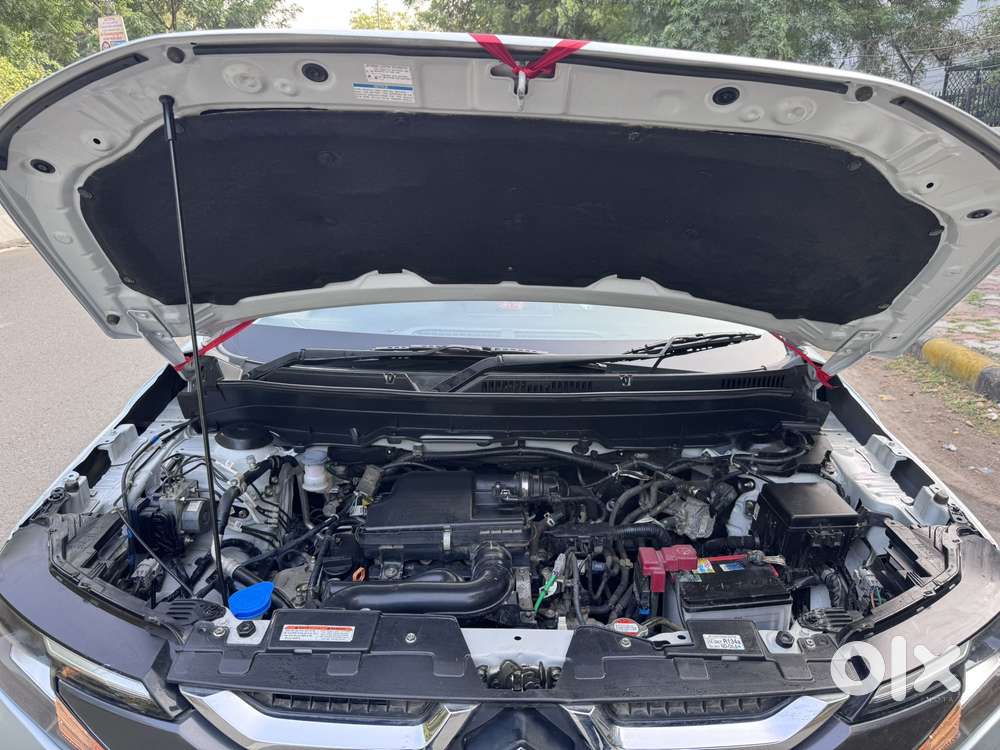 Maruti Suzuki Brezza 1.5 Vxi Cng, 2025, Cng & Hybrids