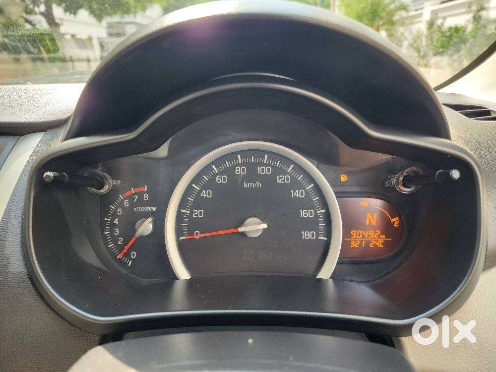 Maruti Suzuki Celerio 1.0 Vxi Amt, 2014, Petrol