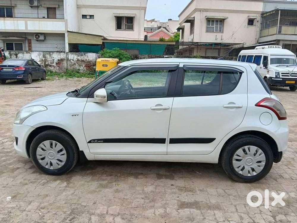 Maruti Suzuki Swift 1.2 Vxi (o), 2012, Petrol
