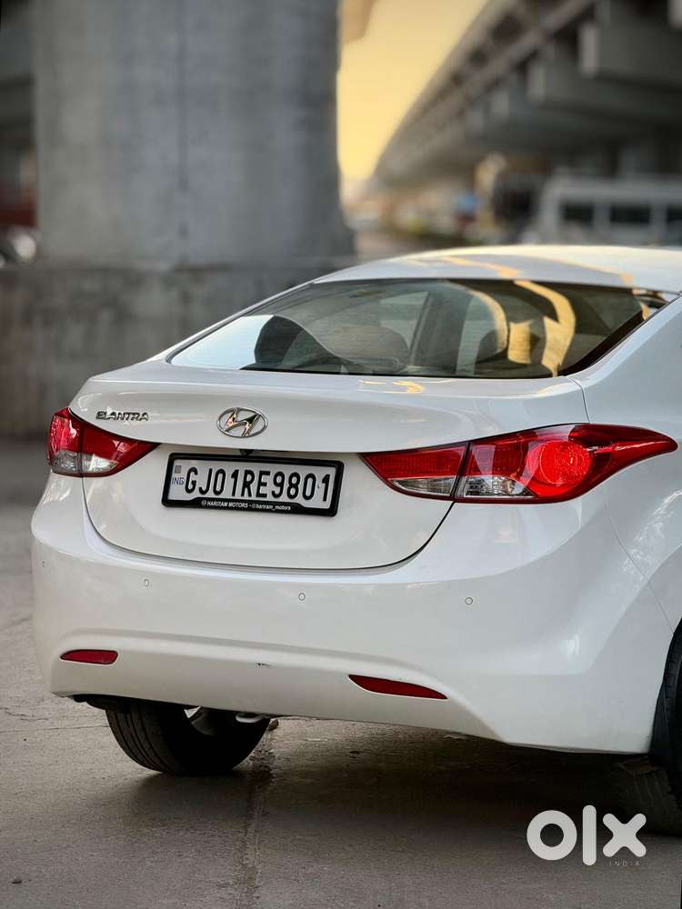 Hyundai Elantra 1.6 S, 2014, Diesel